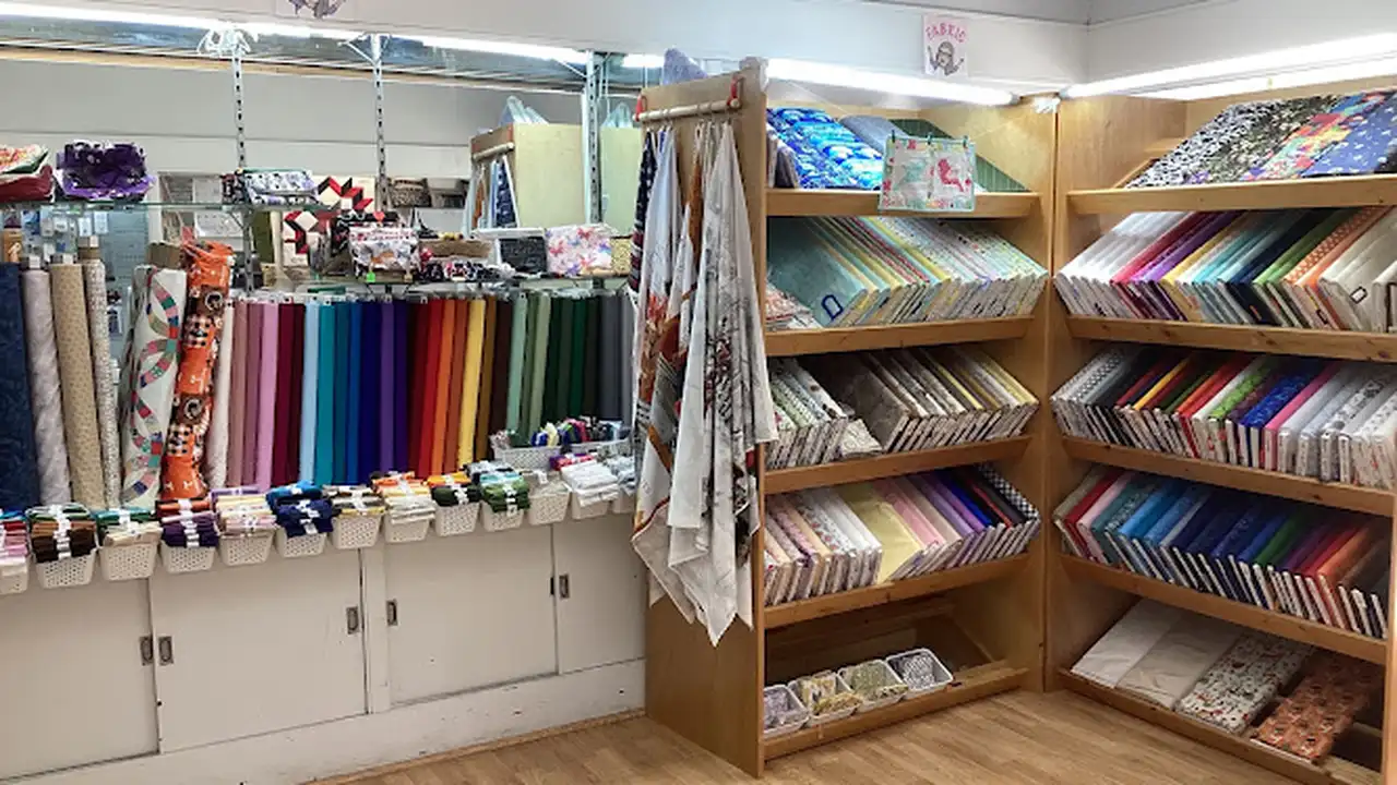 Fabric store in Fayetteville, TN: Ma'am's Fabric & More