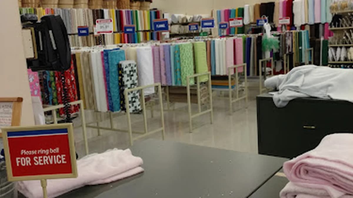 Fabric store in Flint, MI: Hobby Lobby