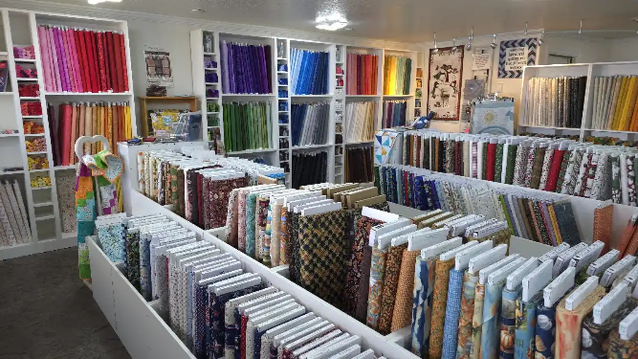Fabric store in Florence, OR: Joy of Quilting