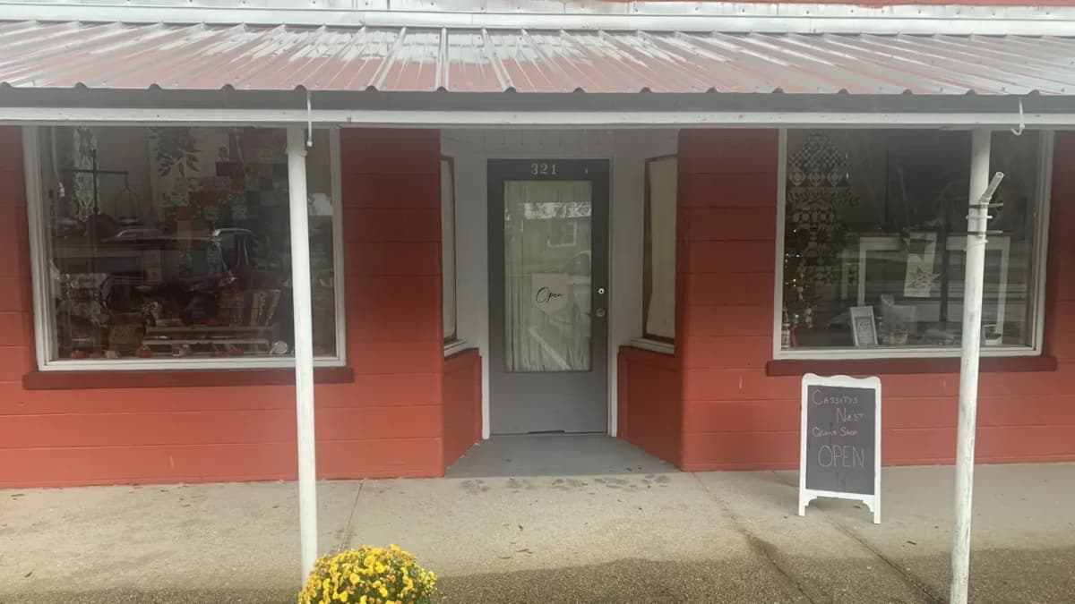 Fabric store in Foley, AL: Cassity's Nest