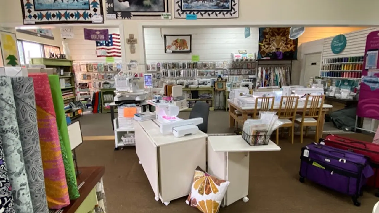 Fabric store in Franklin, NC: A Stitch In Time