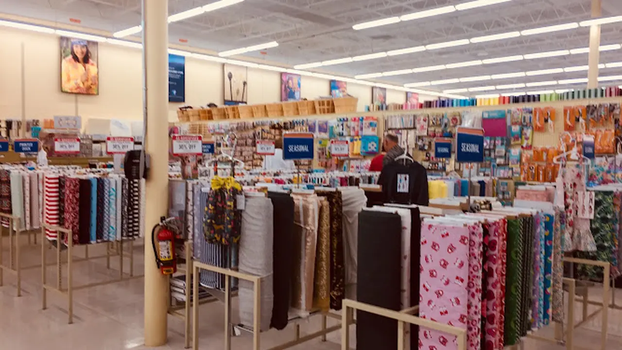 Fabric store in Gainesville, FL: Hobby Lobby