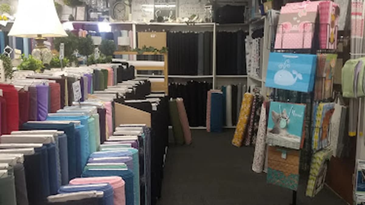 Fabric store in Gap, PA: Compass Fabric & Gift Shoppe