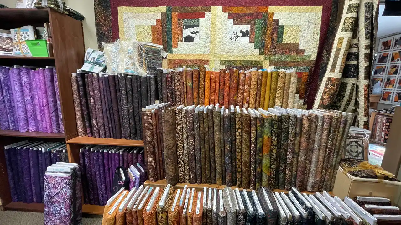 Fabric store in Garden Valley, ID: Stitch n' Snip