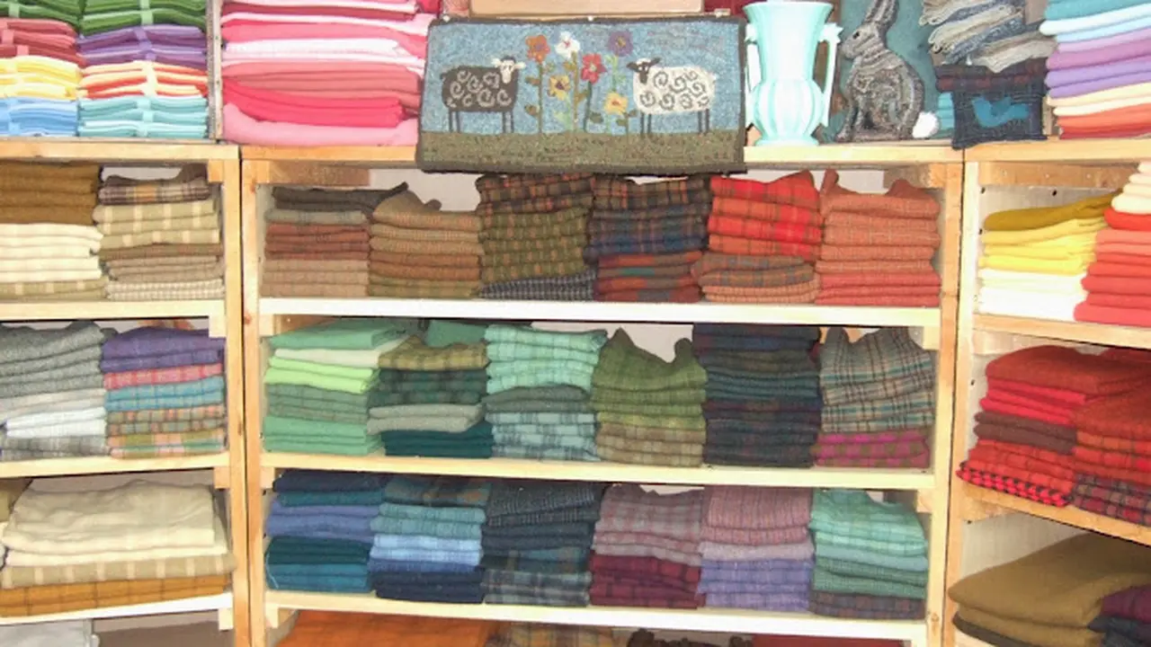 Fabric store in Gilmanton, NH: Badger Brook Farm