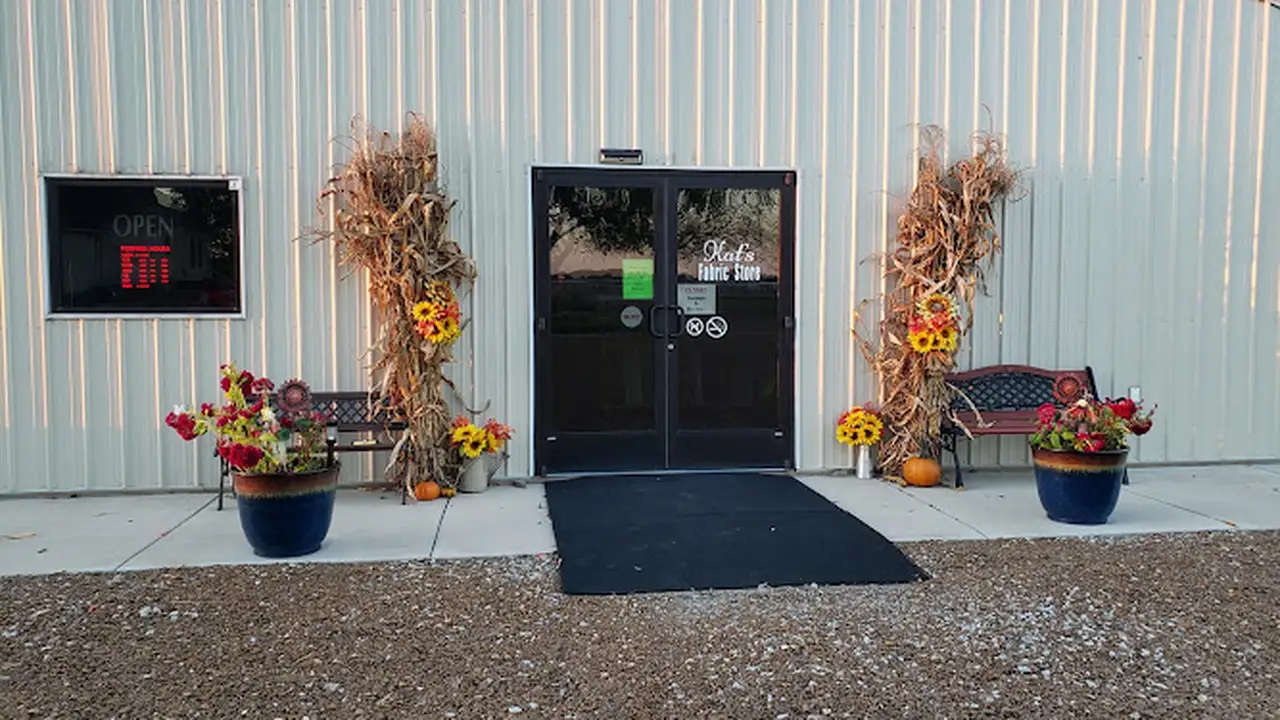 Fabric store in Girard, KS: Kat's Fabric Store