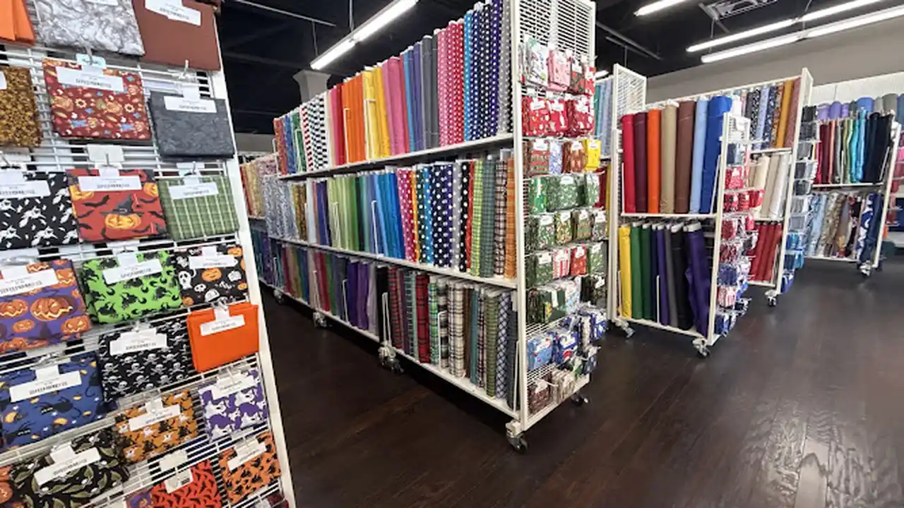 Fabric store in Glasgow, KY: Danny's Fabric & Yarn