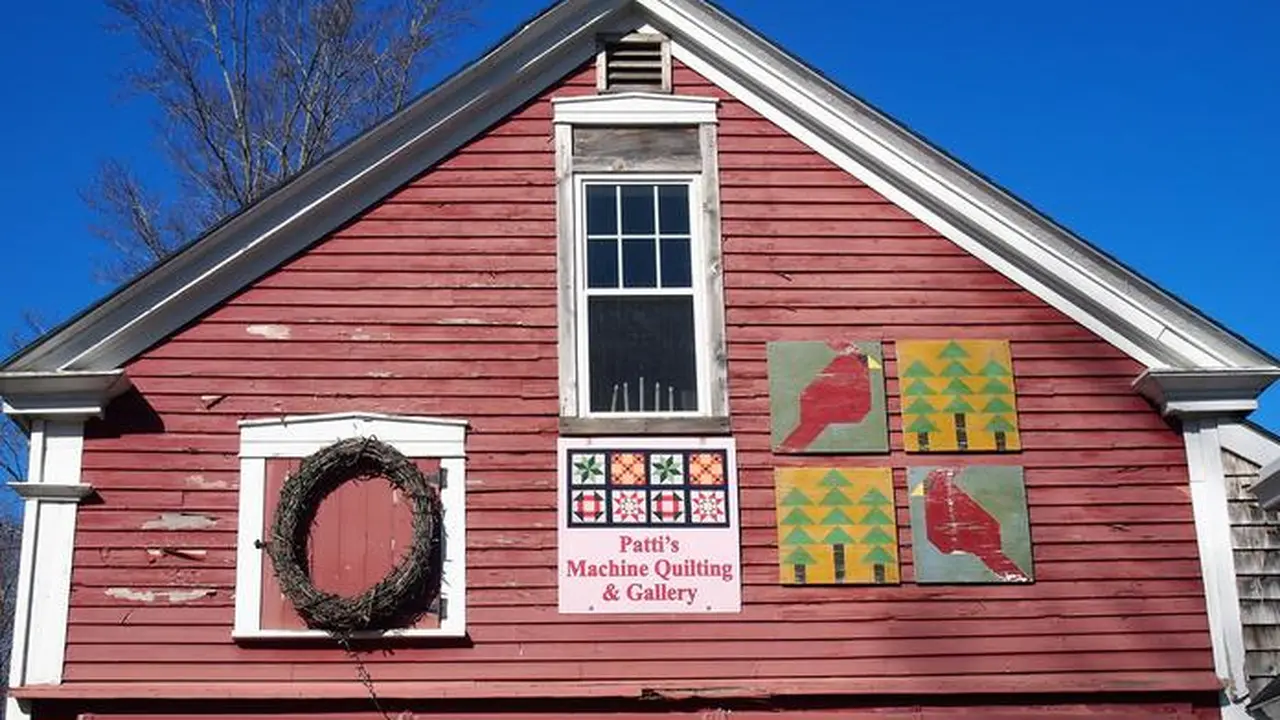 Fabric store in Gorham, ME: Patti's Machine Quilting & Gallery