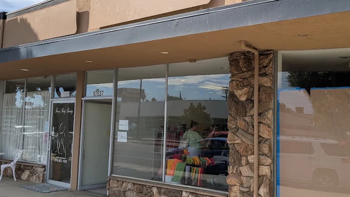 Fabric store in Granada Hills, CA: Quiltillion