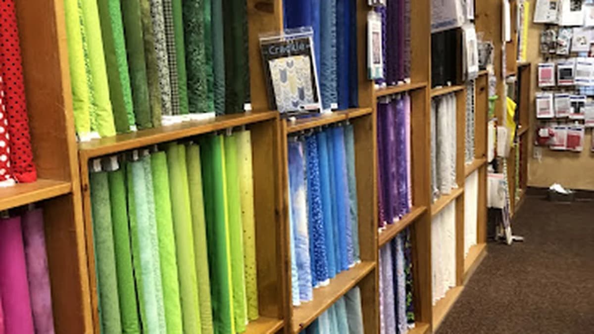 Fabric store in Grand Junction, CO: Hi Fashion Sewing Machines & Quilt Shop