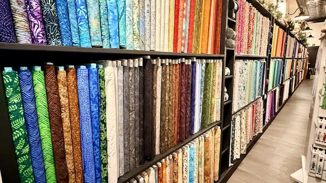 Fabric store in Greencastle, IN: Patchwork and Purl