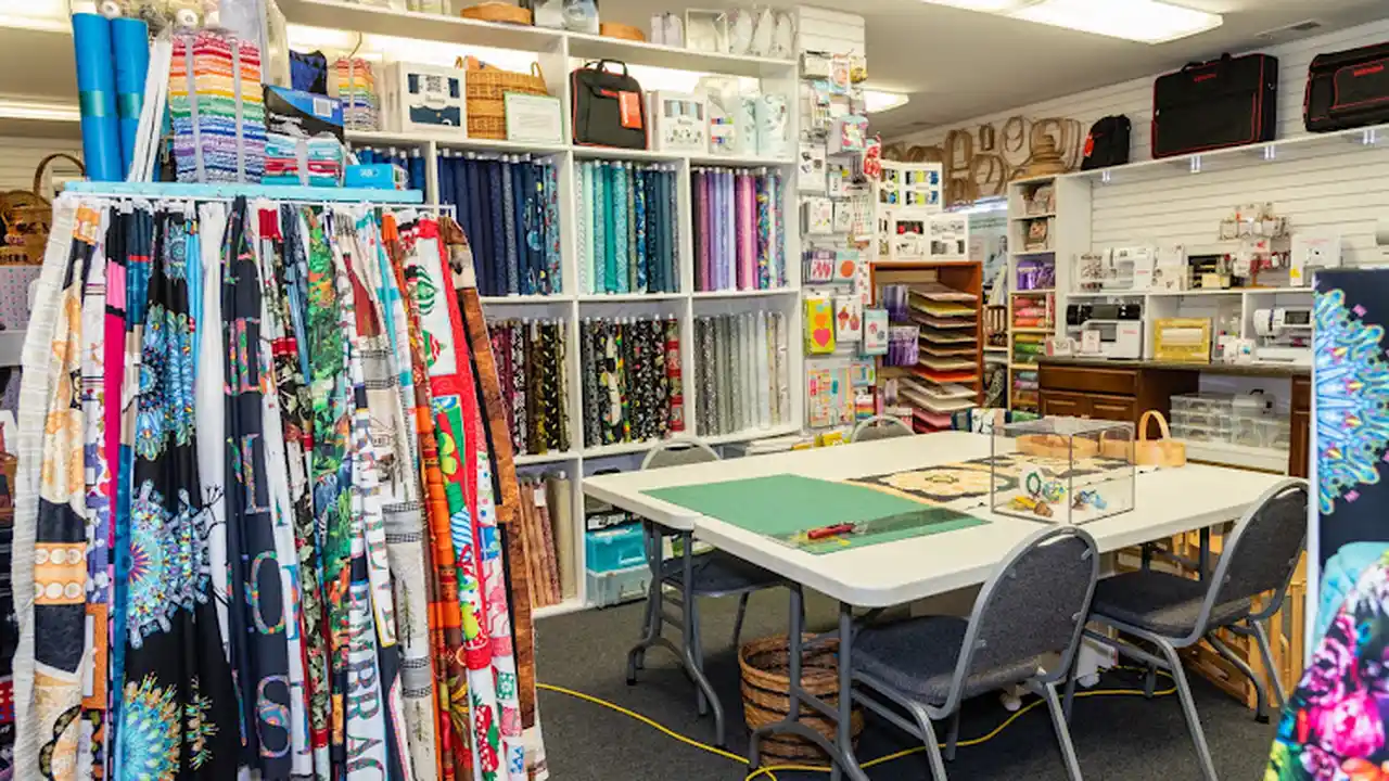 Fabric store in Greenfield, IN: Zig-Zag Corner Quilts & Baskets