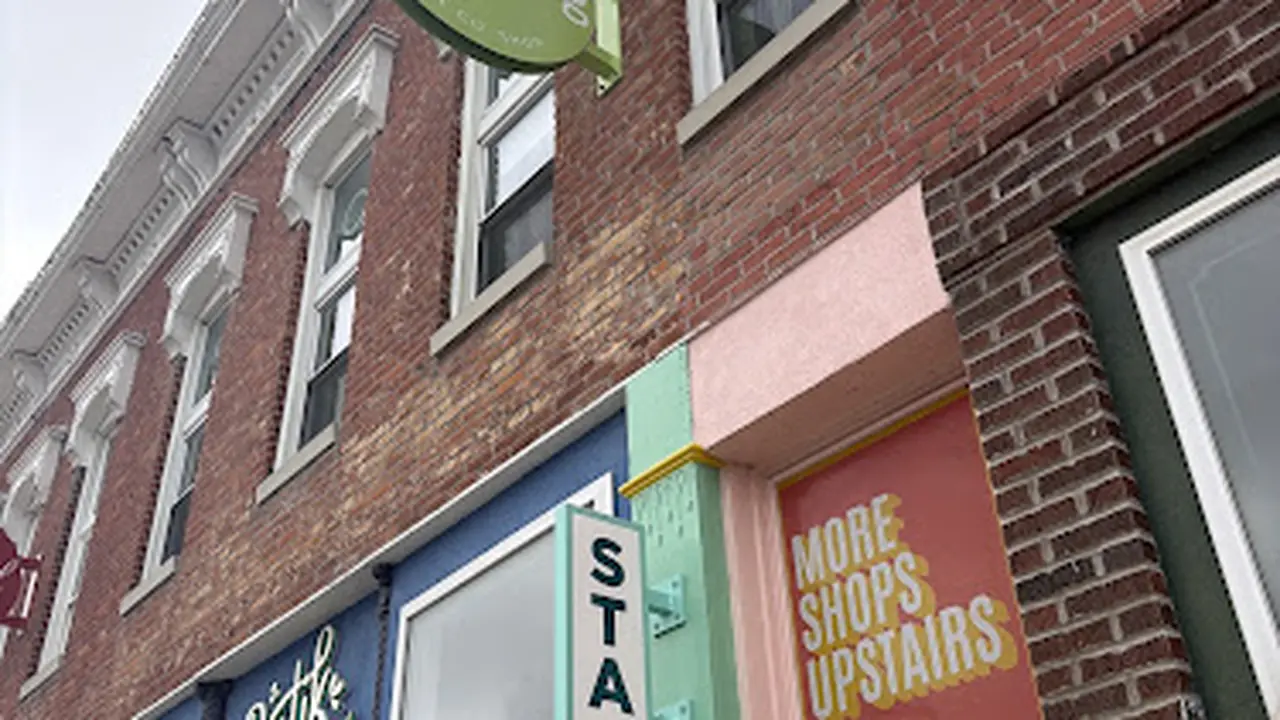 Fabric store in Hamilton, MO: Backing Fabric Shop
