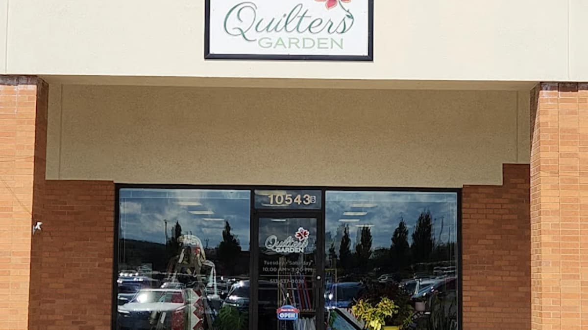 Fabric store in Harrison, OH: QUILTERS GARDEN