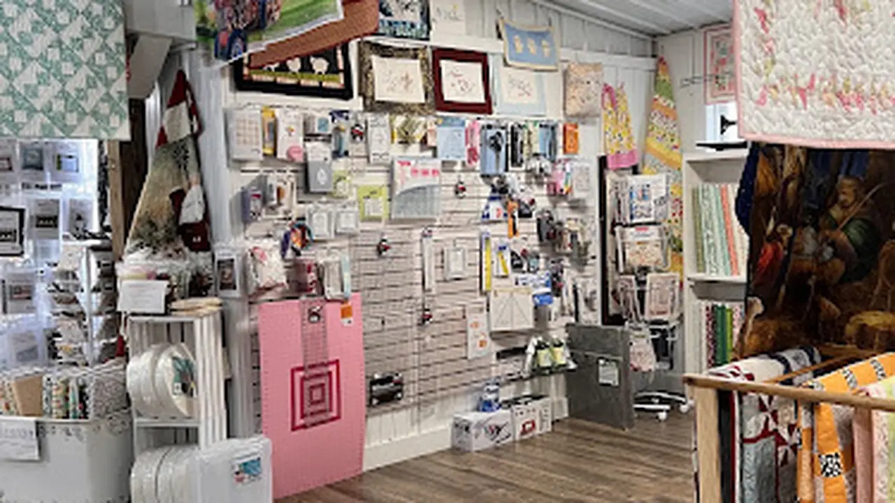 Fabric store in Hartville, OH: Pomegranate Place Ltd.