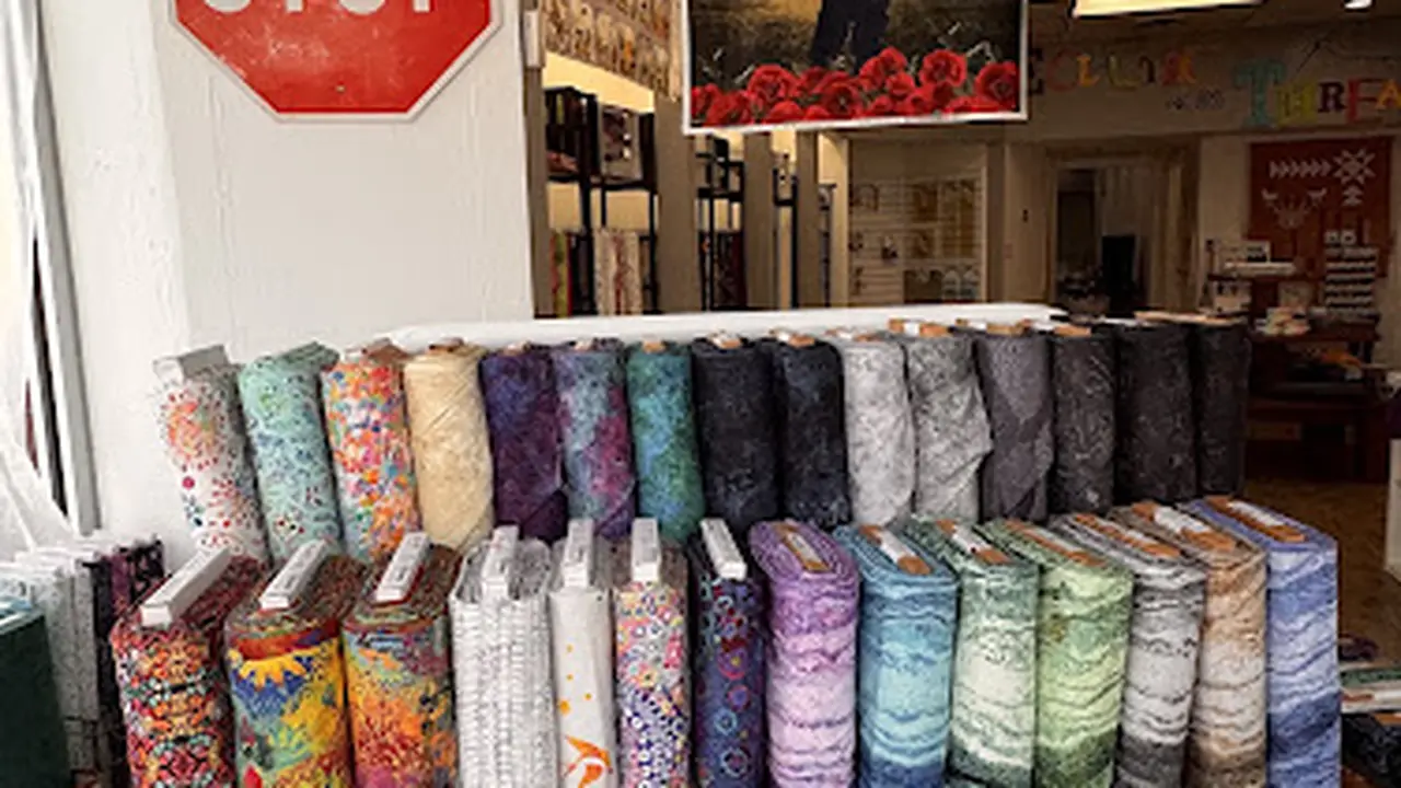 Fabric store in Hays, KS: Eclectic Threads Quilt Studio