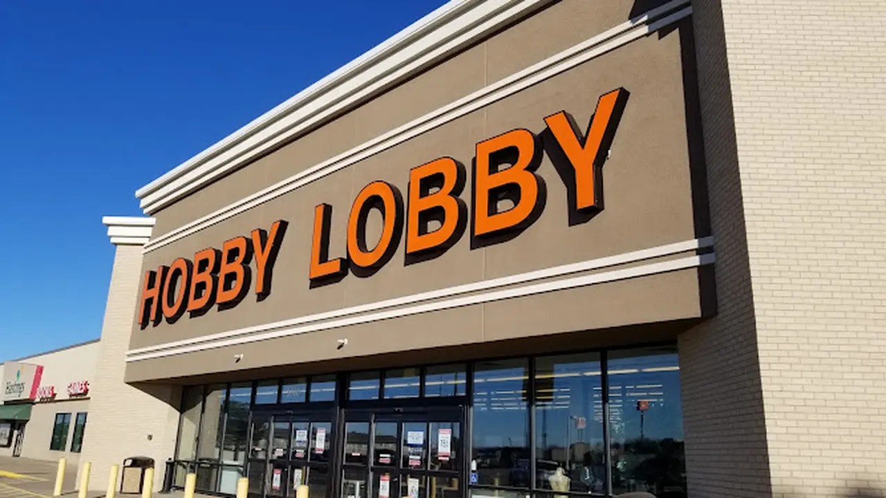 Fabric store in Hays, KS: Hobby Lobby