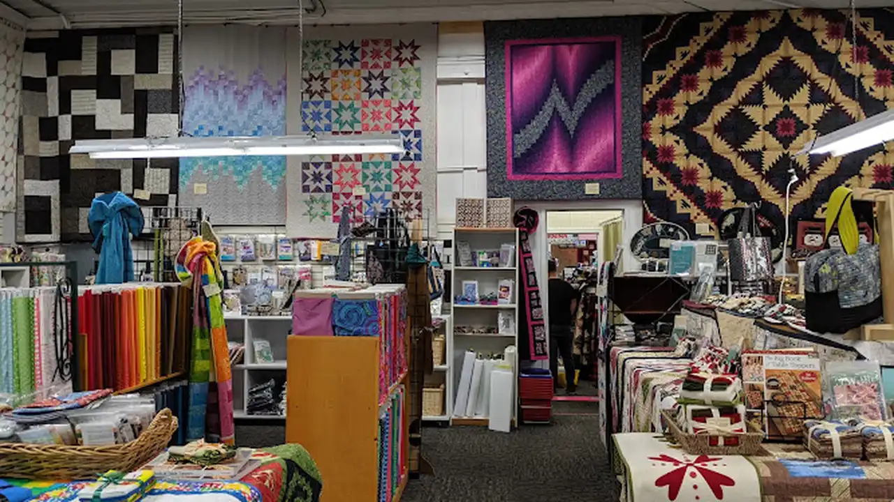 Fabric store in Hayward, MN: Calico Hutch