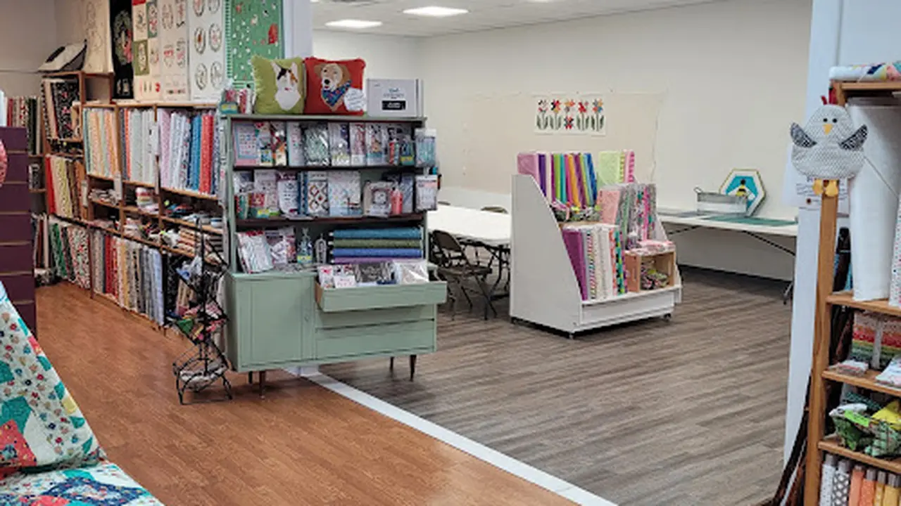 Fabric store in Hermann, MO: Quilting Bee Fabrics