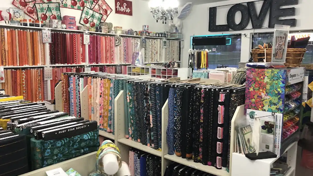 Fabric store in Howell, MI: Hartland Quilt Shop and Sewing Studio