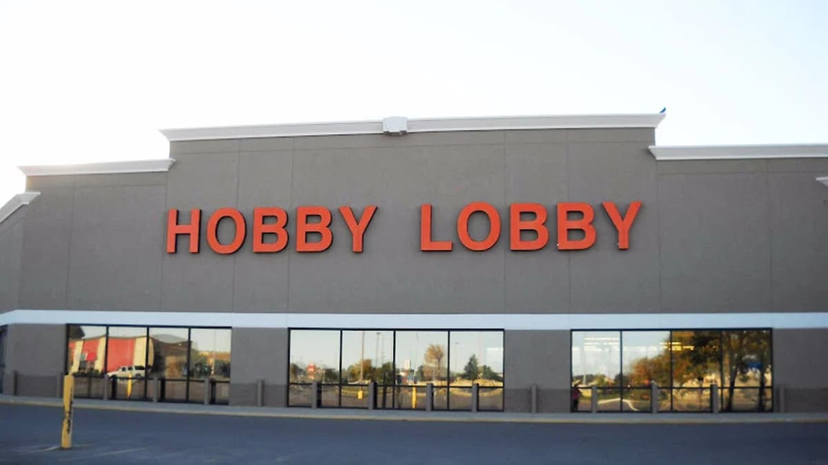 Fabric store in Hutchinson, KS: Hobby Lobby
