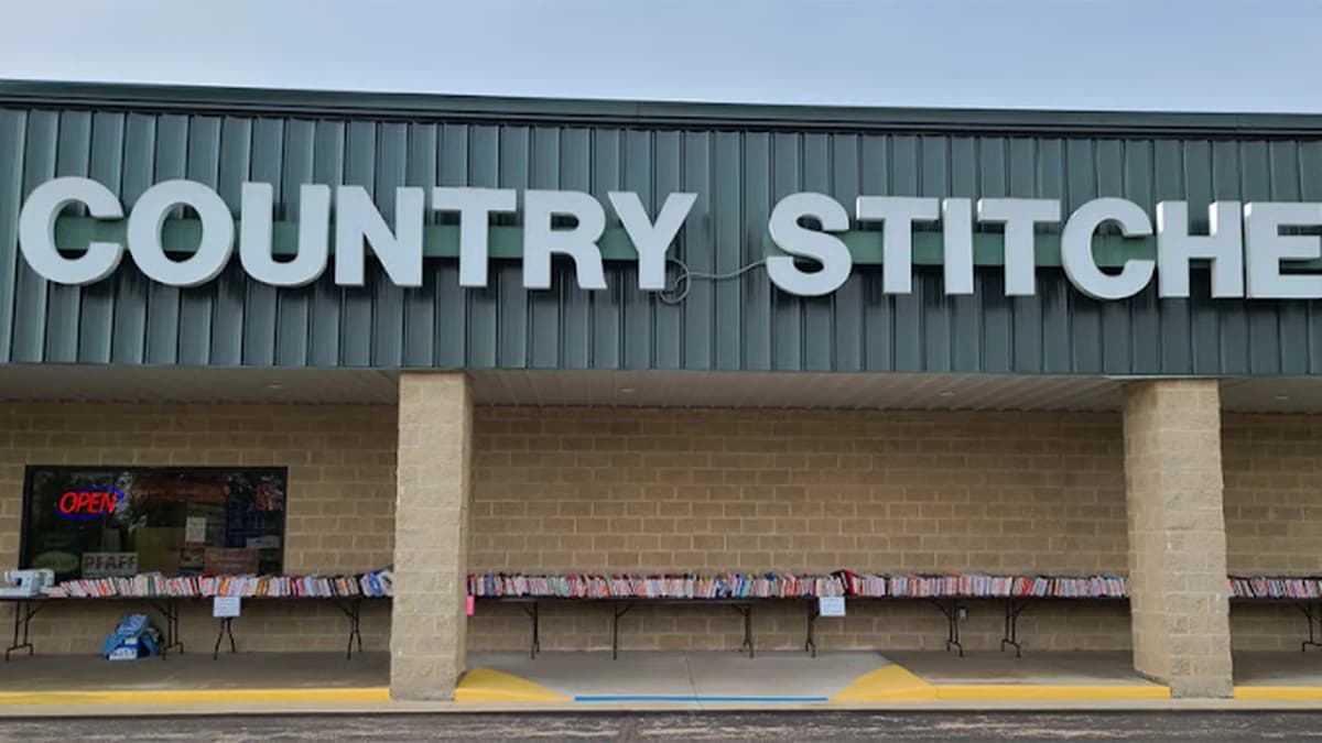 Fabric store in Jackson, MI: Country Stitches