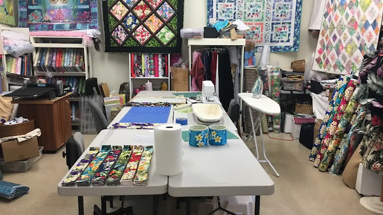 Fabric store in Kapaʻa, HI: Vicky's Fabric Shop
