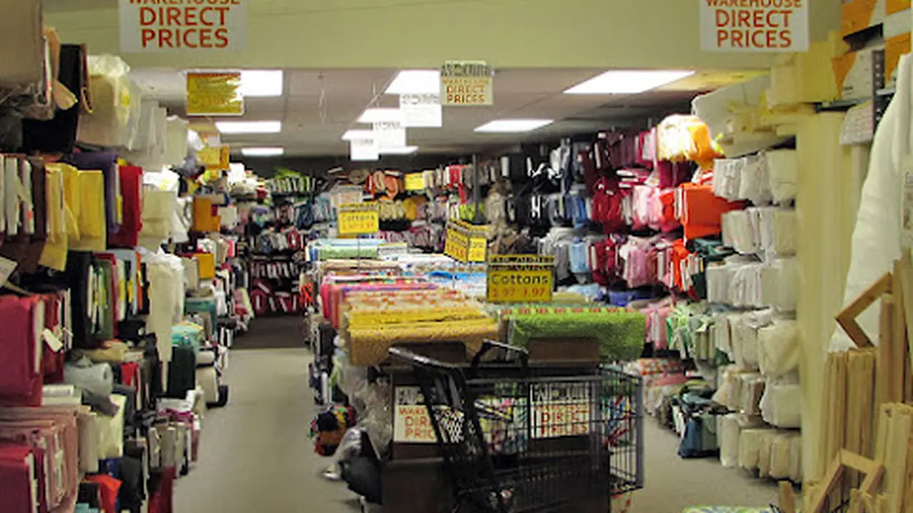 Fabric store in Kentwood, MI: Field's Fabrics