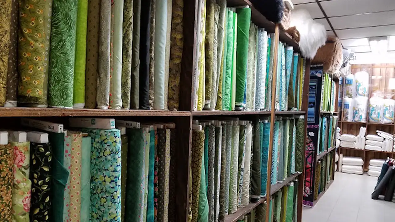Fabric store in Kutztown, PA: Wooden Bridge Dry Goods