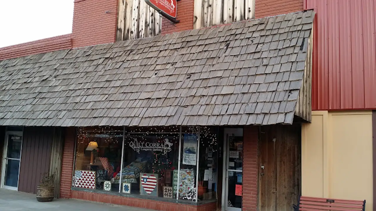 Fabric store in La Crosse, KS: A Quilt Corral