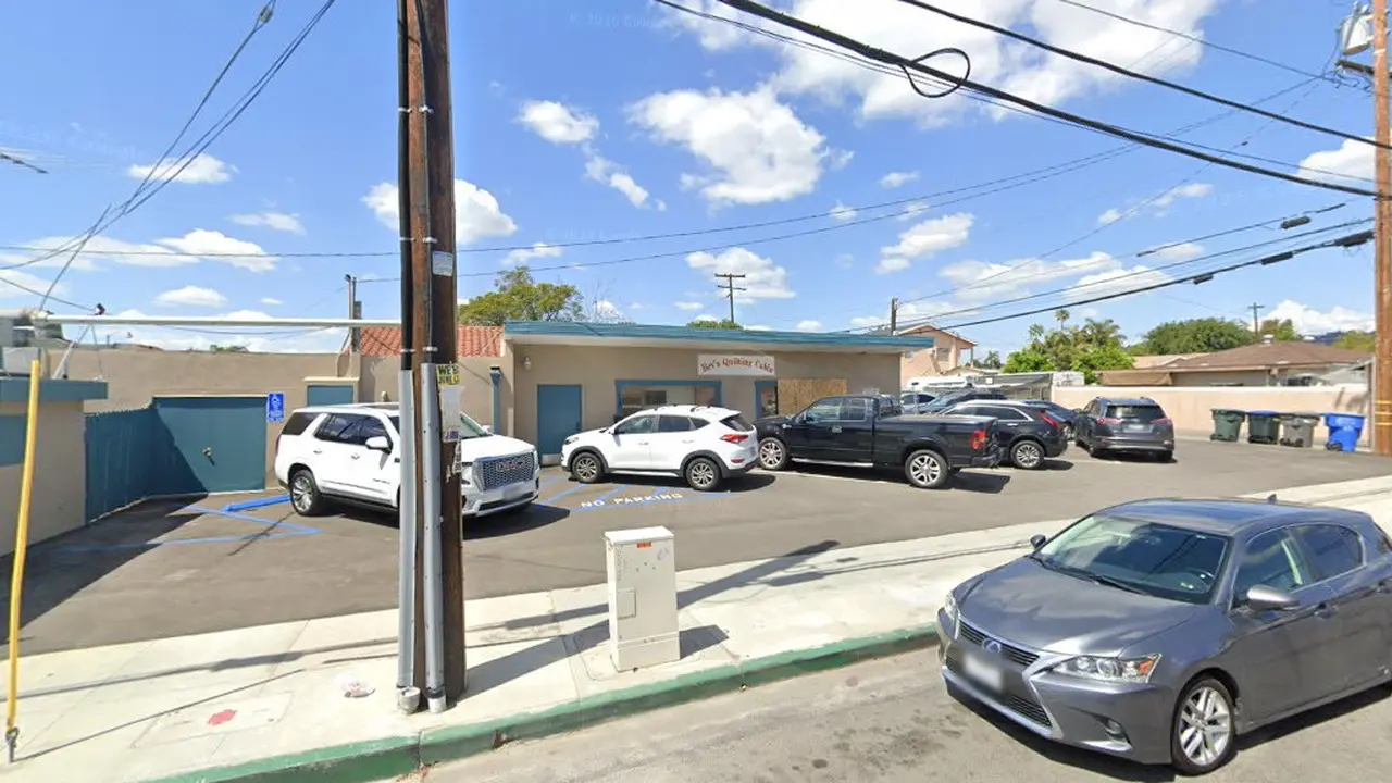 Fabric store in La Habra, CA: Bev's Quilting Cabin