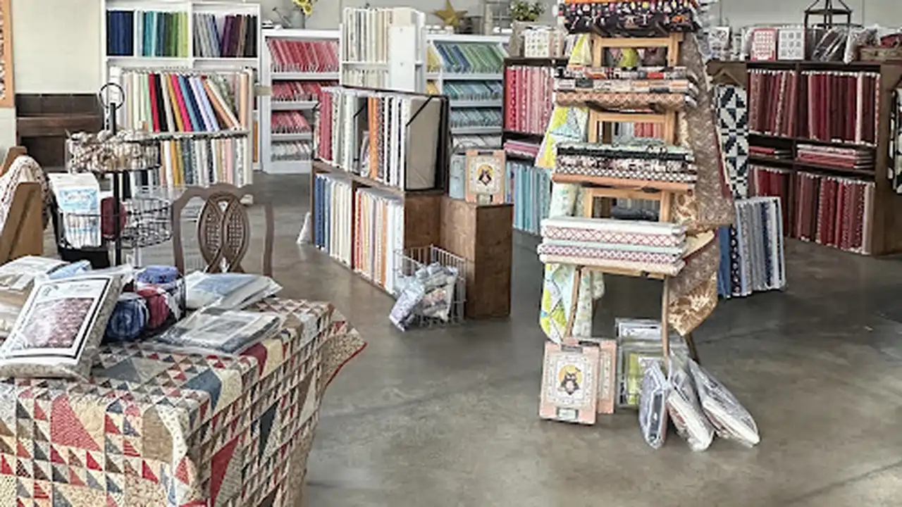 Fabric store in La Porte, TX: And Sew It Began Quilts & More
