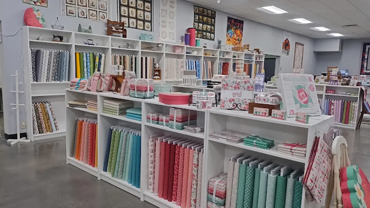 Fabric store in Lafayette, IN: Reasons and Seasons Quilting and Crafts