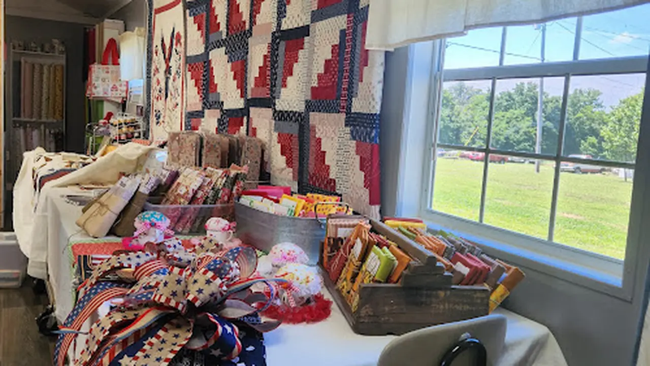 Fabric store in Lafayette, TN: A Leap of Faith Quilting Shop