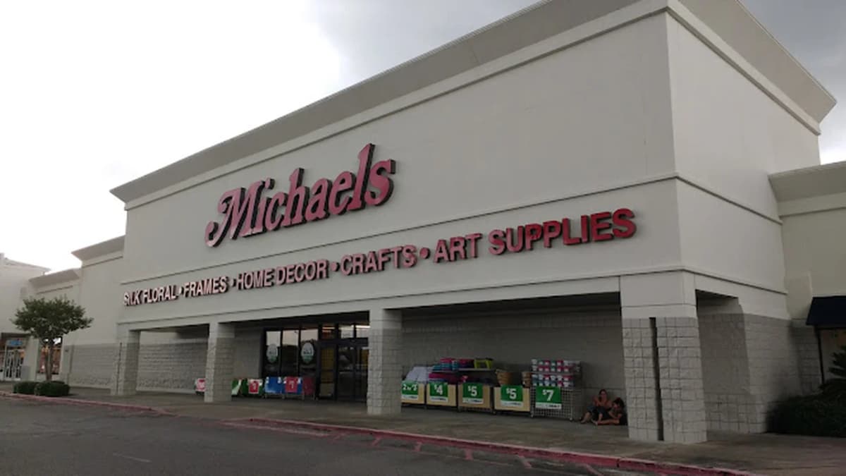 Fabric store in Lake Charles, LA: Michaels