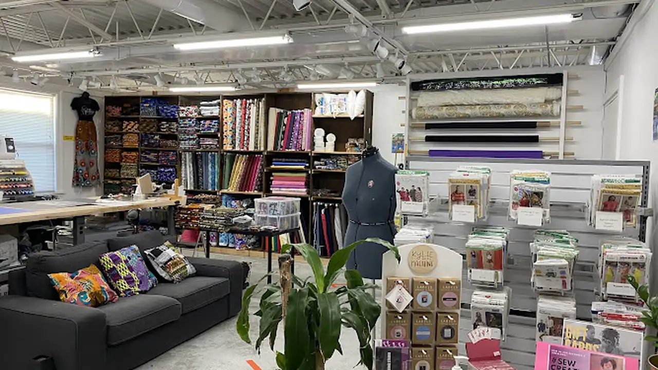 Fabric store in Lanham, MD: Sew Creative Lounge