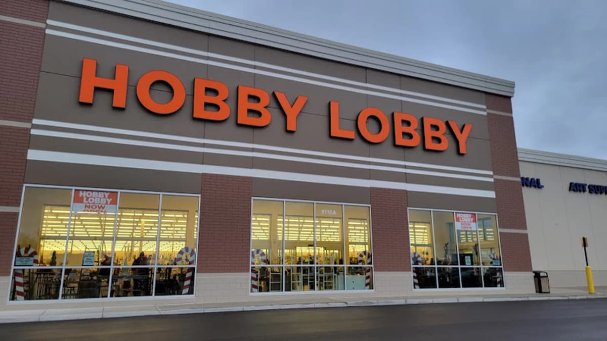 Fabric store in Lansing, MI: Hobby Lobby