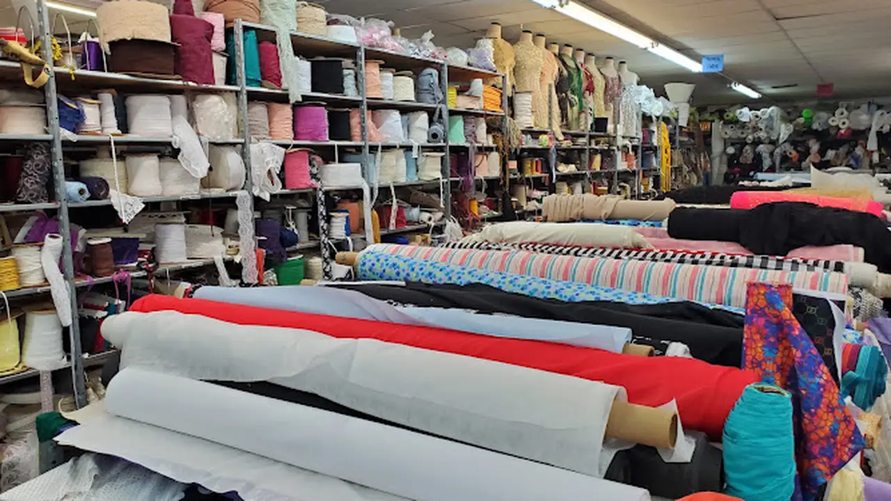 Fabric store in Lauderdale Lakes, FL: A to Z Fabrics