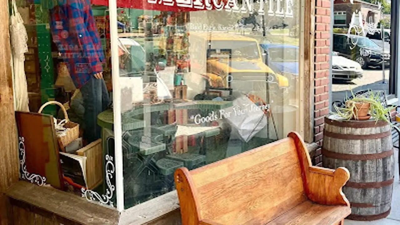 Fabric store in Lecompton, KS: Bald Eagle Mercantile