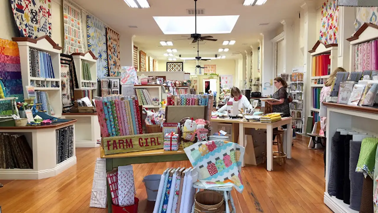 Fabric store in Livermore, CA: In Between Stitches