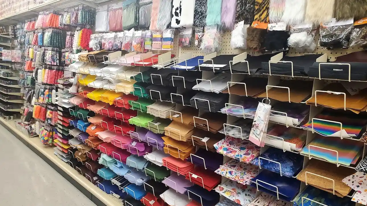 Fabric store in Lombard, IL: Hobby Lobby