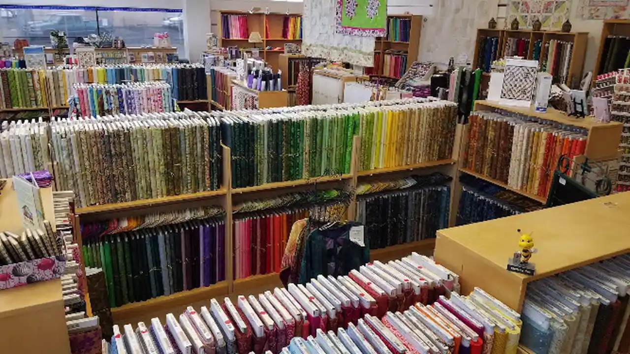 Fabric store in Longview, WA: Longview Sewing