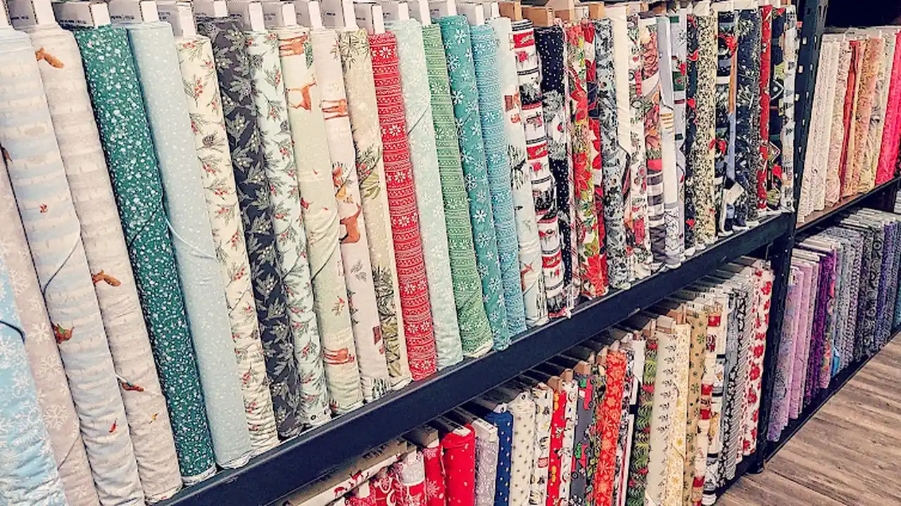 Fabric store in Loudonville, OH: The Mouse & The Peacock General Store