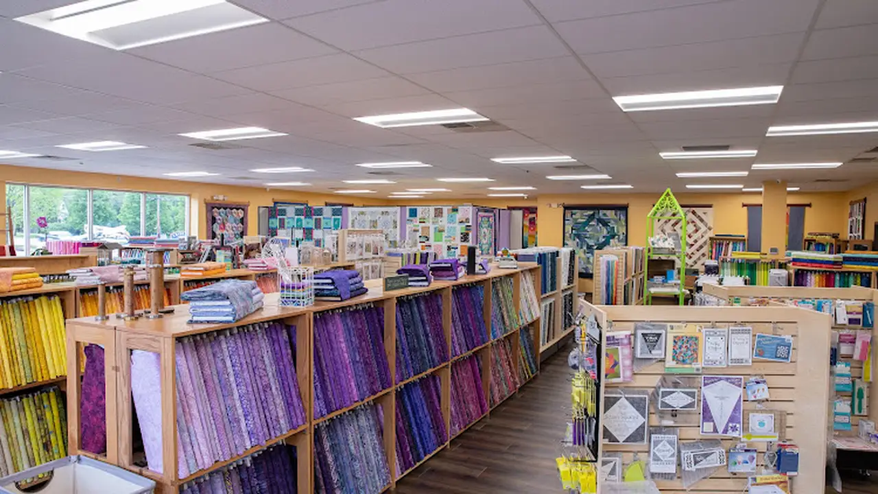 Fabric store in Loveland, OH: The Quilter's Studio of Loveland & QSL Workshop