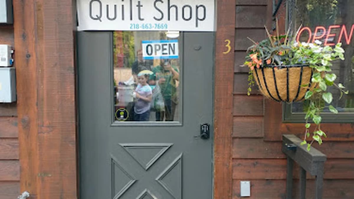 Fabric store in Lutsen, MN: 47°N - Quilt Shop & Heavy Duty Window Treatments
