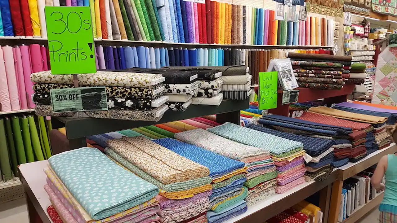 Fabric store in Macon, MO: Ben Franklin