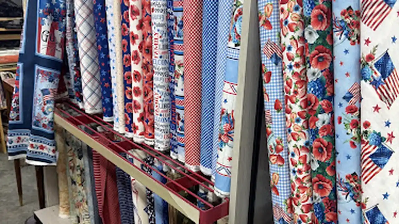 Fabric store in Macon, MO: Macon Quilts & Embroidery