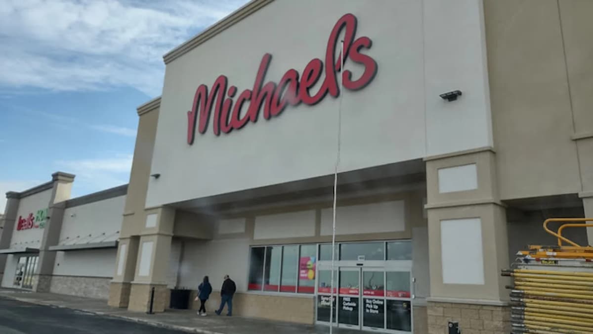 Fabric store in Mattoon, IL: Michaels