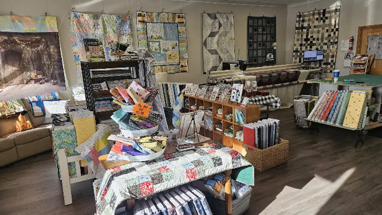 Fabric store in Mayer, MN: Oh What A Stitch