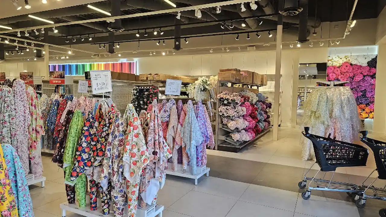 Fabric store in McAllen, TX: Parisina